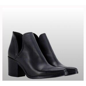Steve Madden Havannah  8M Open Side Ankle Bootie
